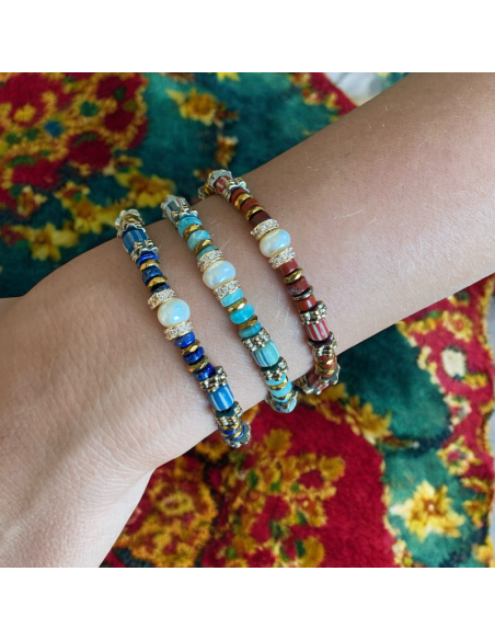 Bracelets perles d'eau douce et pierres fines