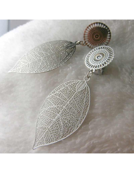Boucles d oreilles a clips  Feuilles Argentées
