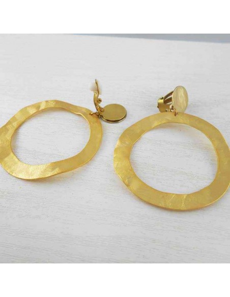 Boucles d'oreilles clips créole plaqué or martelées