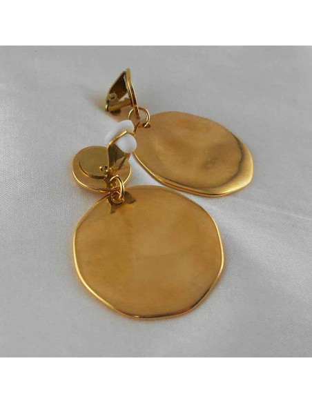 Boucle d'oreille clip plaqué or pendante