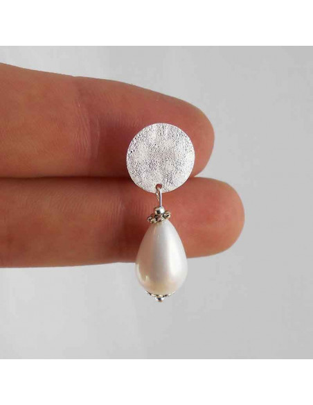 Boucles d oreilles à clips perle de nacre blanche