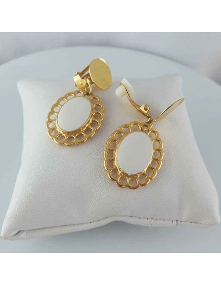 Boucle d'oreille clip ovale plaqué or