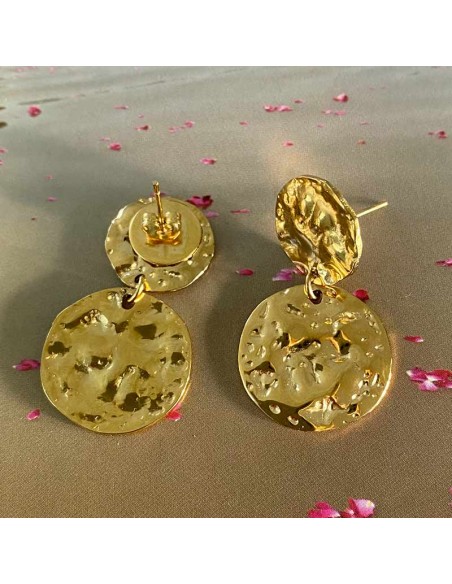 Boucle d'oreille Eurydice martelée